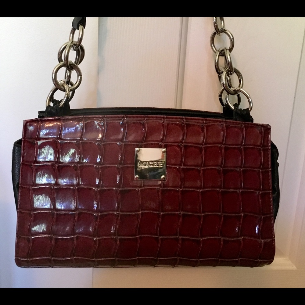Miche Classic shell Scarlett in cranberry.